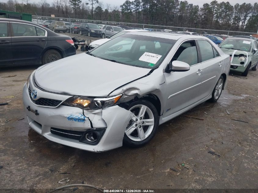 Toyota Camry 2014 — photo 2