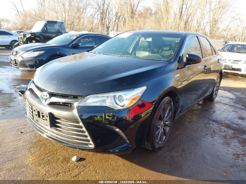 Toyota Camry 2015 — photo 2