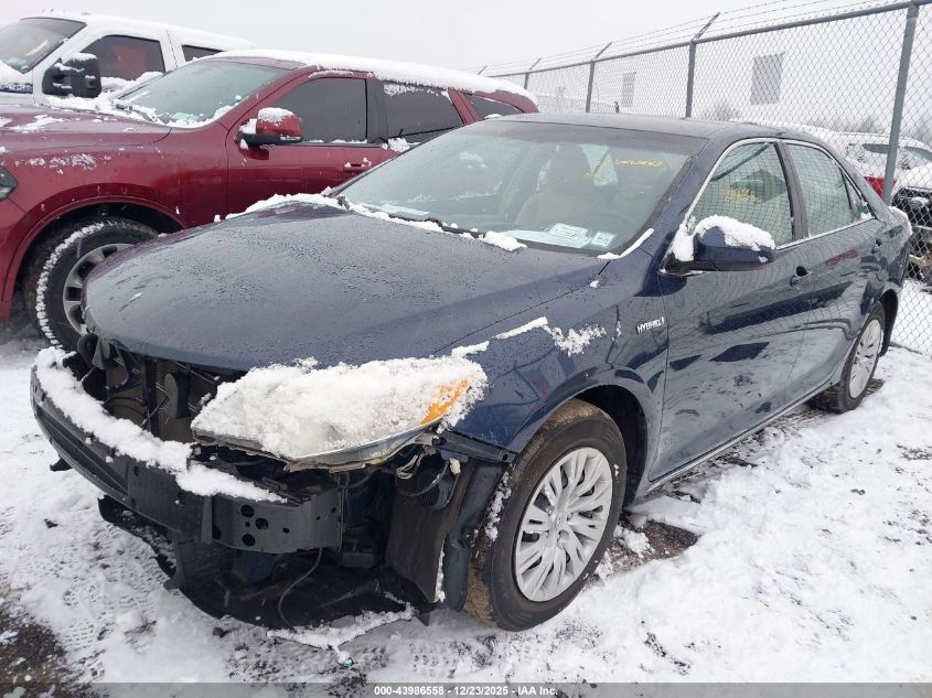 Toyota Camry 2014 — photo 2