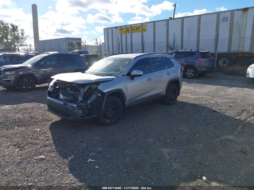 Toyota RAV4 2021 — photo 2