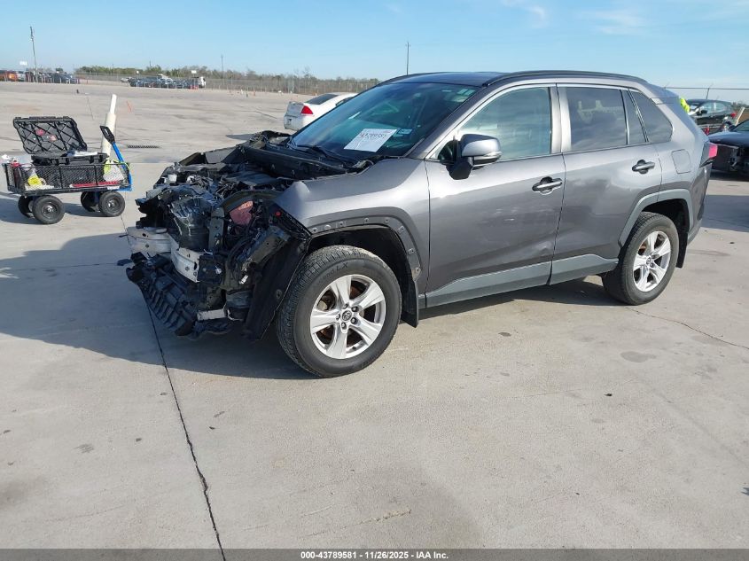 Toyota RAV 4 2020 — photo 2