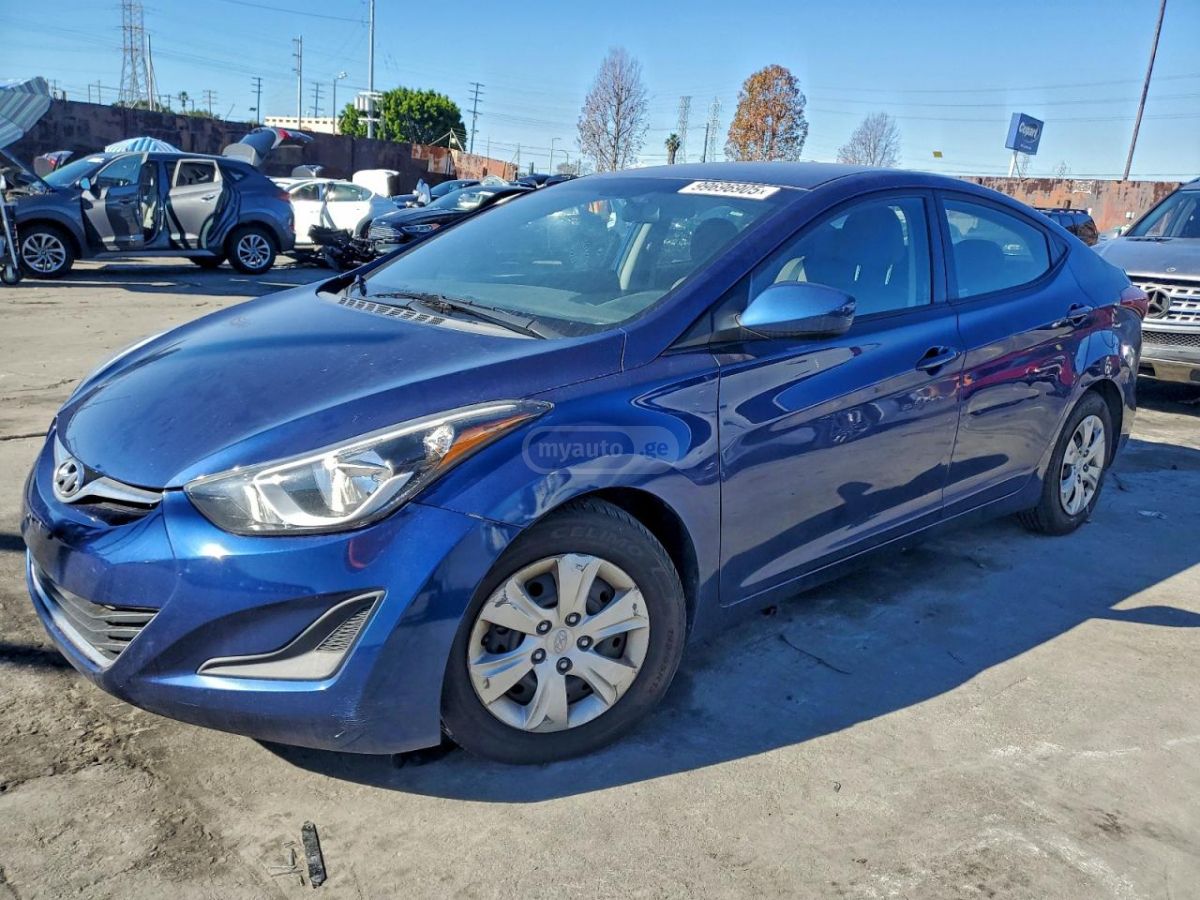 Hyundai Elantra
