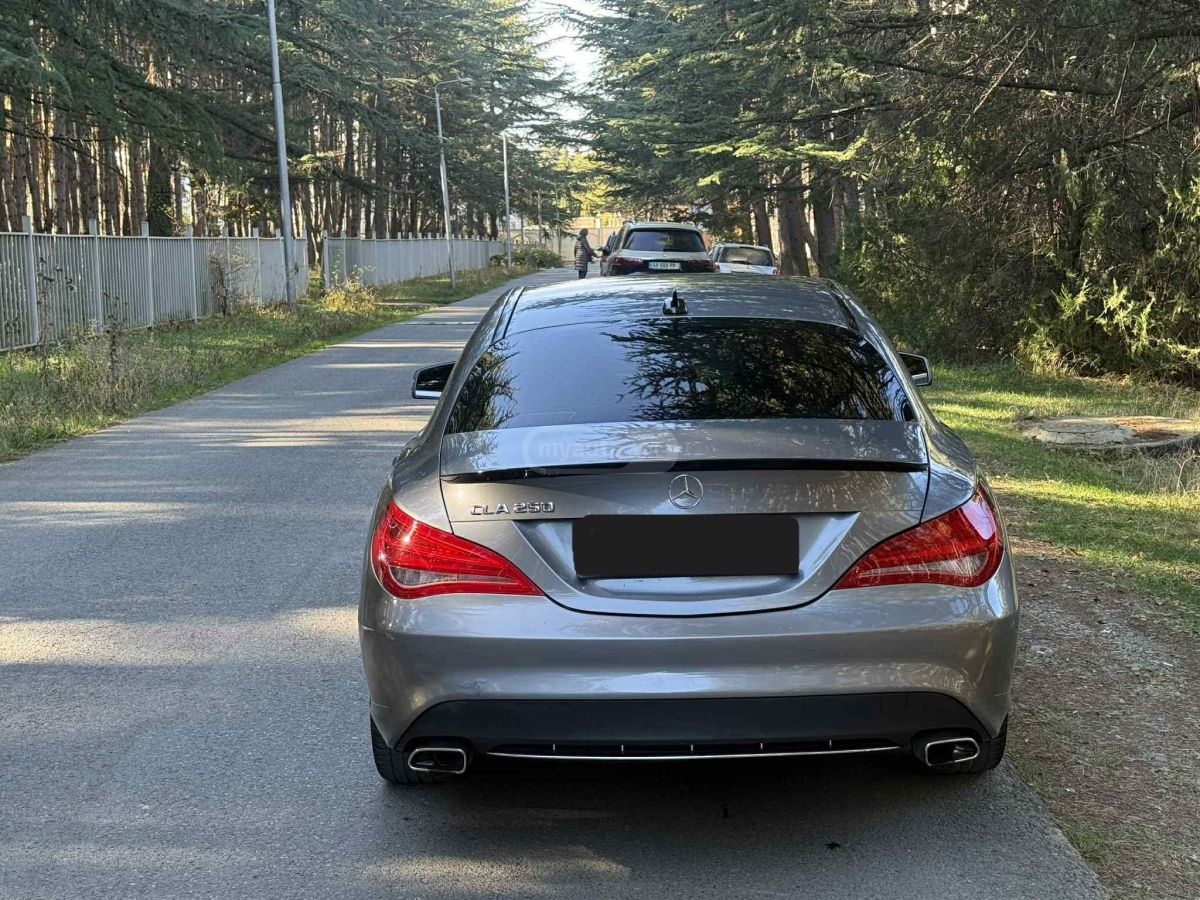 Mercedes-Benz CLA 250 2015 — photo 2