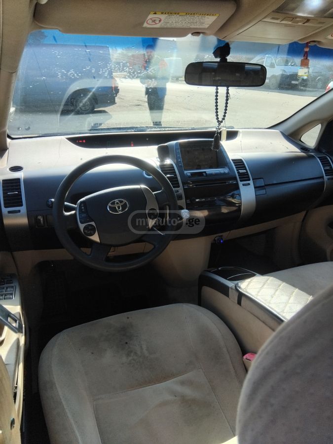 Toyota Prius 2005 — photo 2