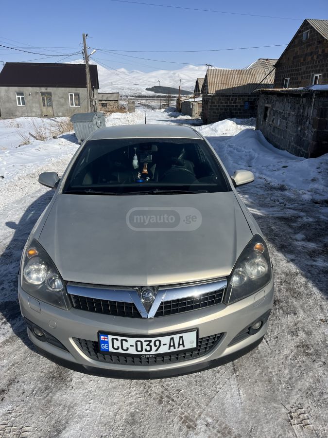 Opel Astra 2008 — photo 2