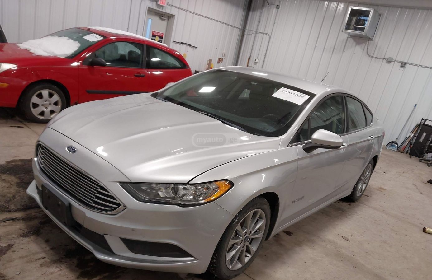 Ford Fusion 2017 — photo 2