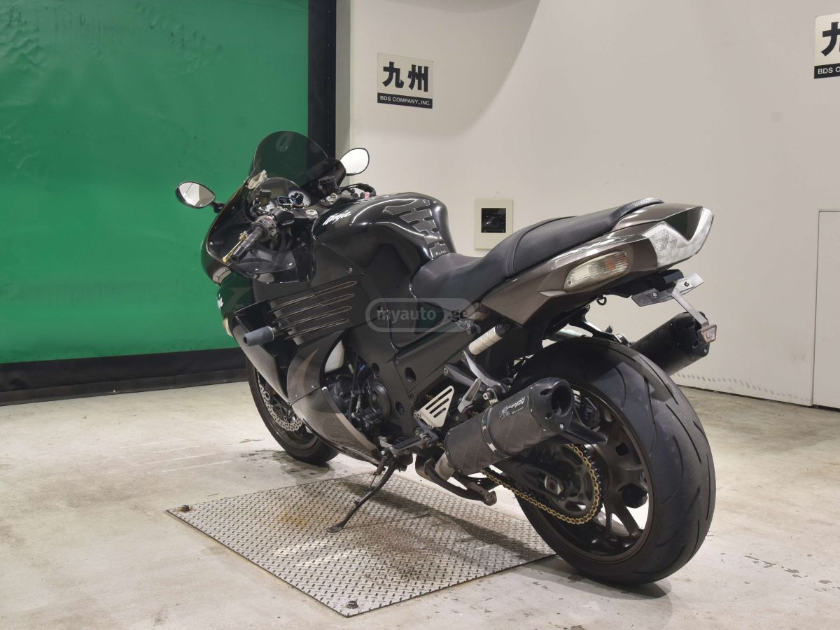 Kawasaki ZZR 1400 2006 — photo 2