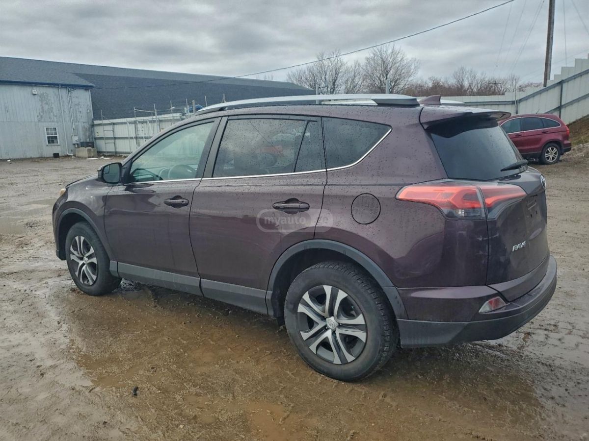 Toyota RAV4 2017 — photo 2