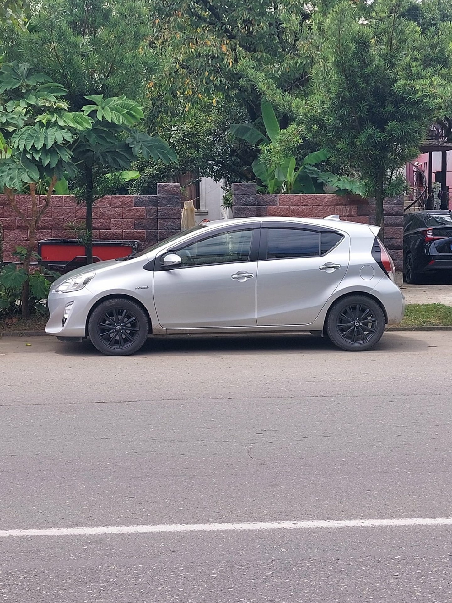 Toyota Aqua 2016 — photo 2