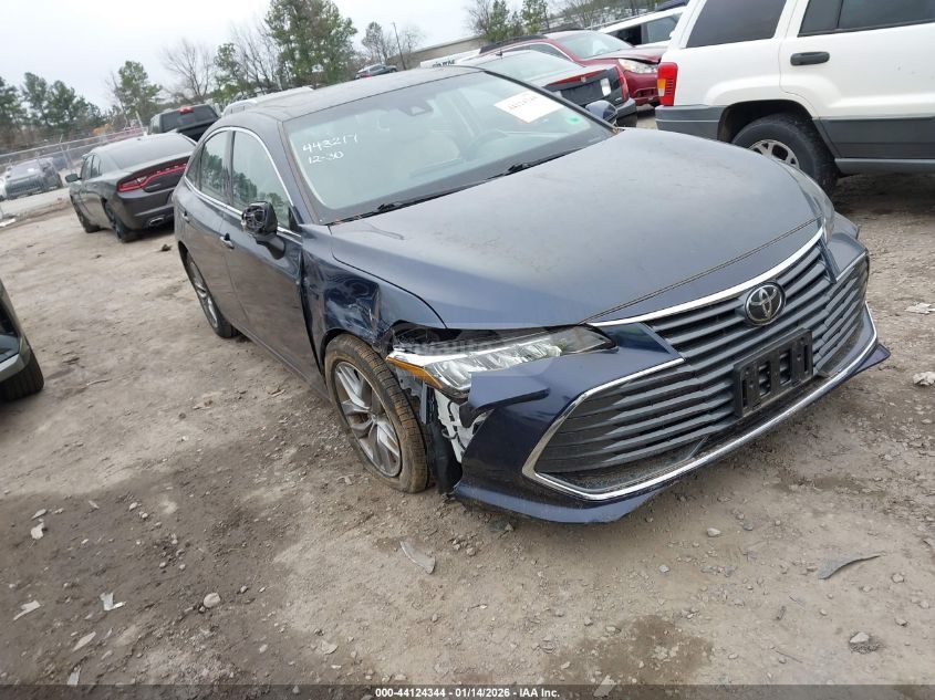 Toyota Avalon 2019 — photo 2