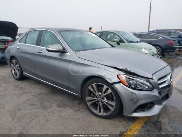 Mercedes-Benz C 300 2015 — photo 2
