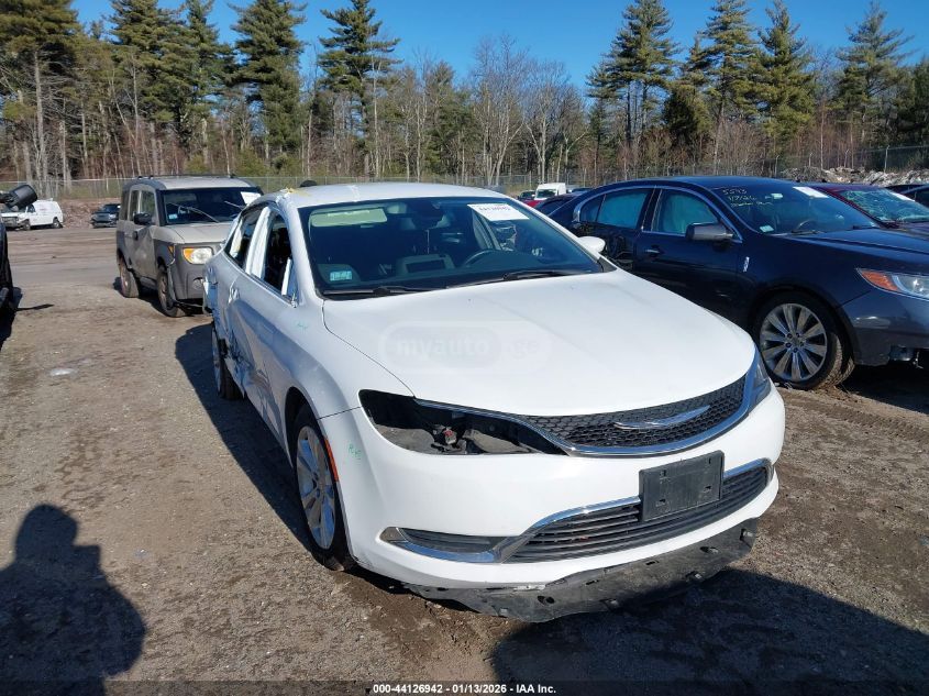 Chrysler 200