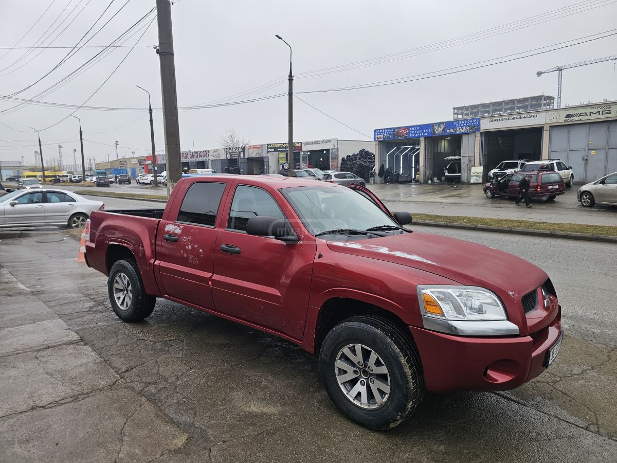 Mitsubishi L 200 2007 — photo 2