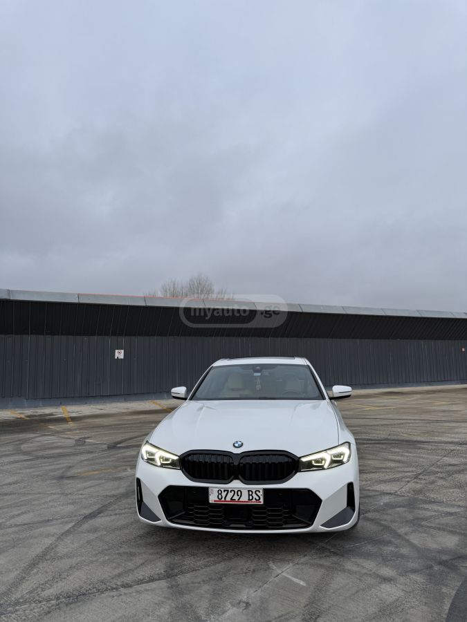 BMW 330
