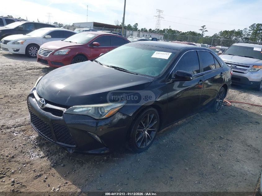 Toyota Camry 2017 — photo 2