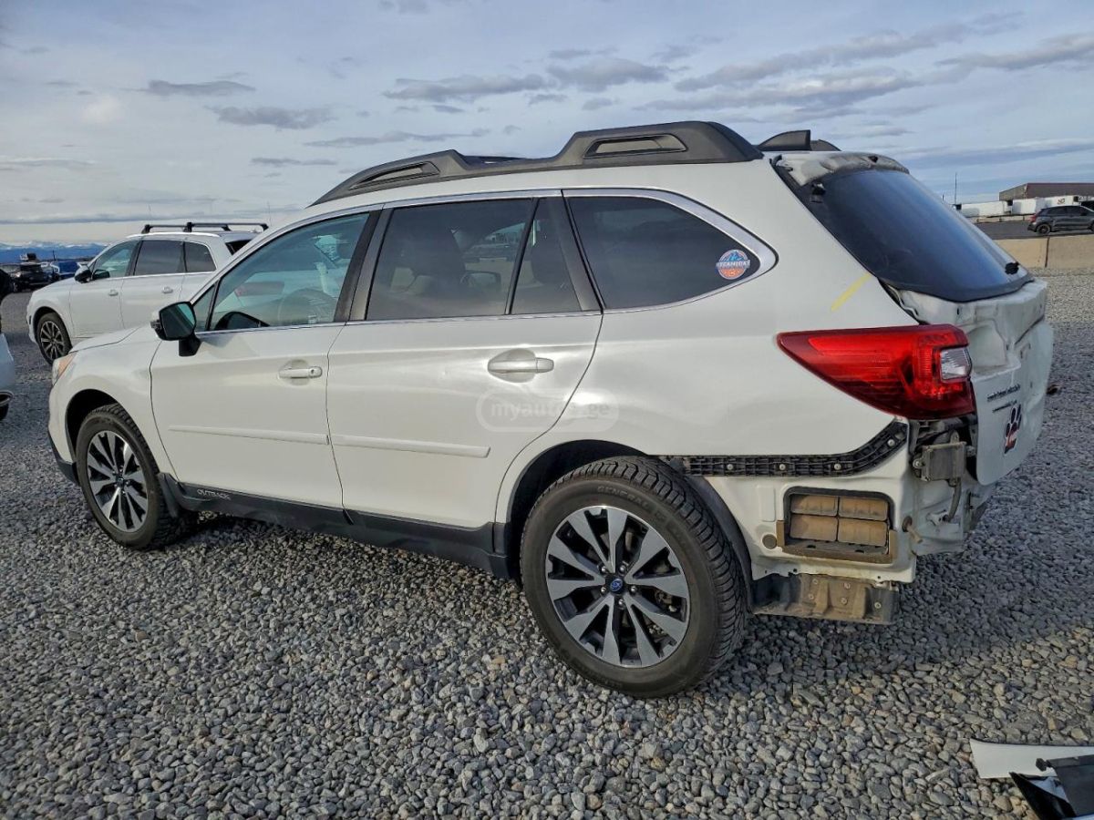 Subaru Outback 2017 — photo 2