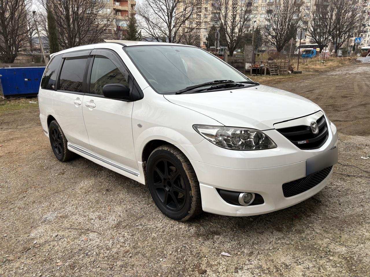 Mazda MPV 2004 — photo 2