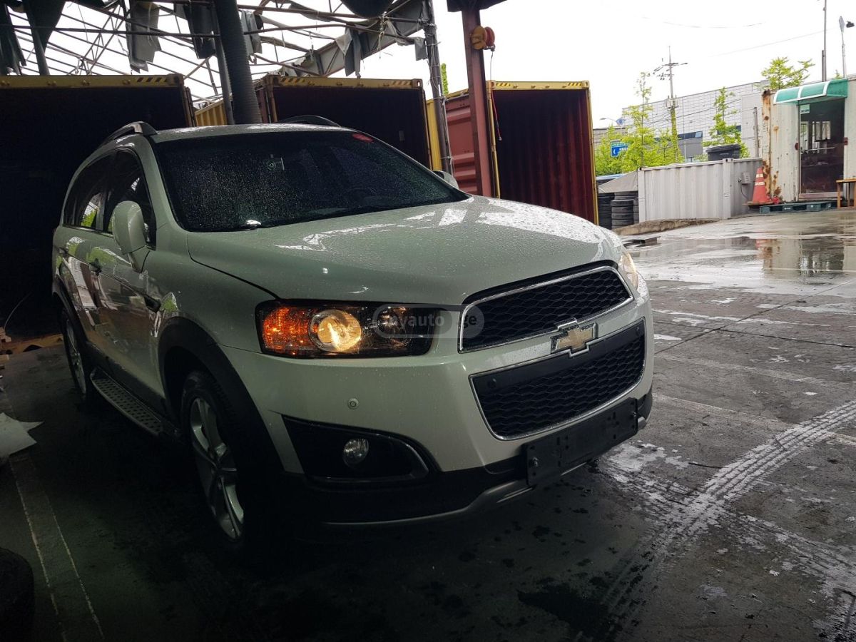 Chevrolet Captiva 2014 — photo 2