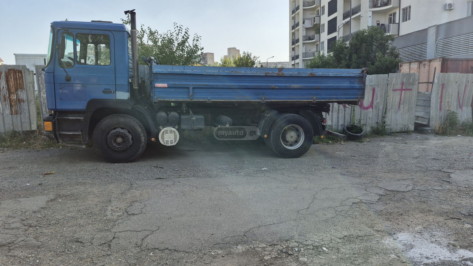 Isuzu 18.272 1991 — photo 2