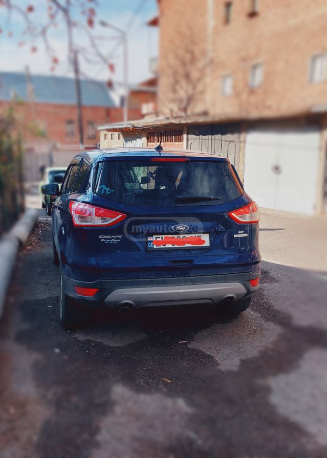Ford Escape 2015 — photo 2