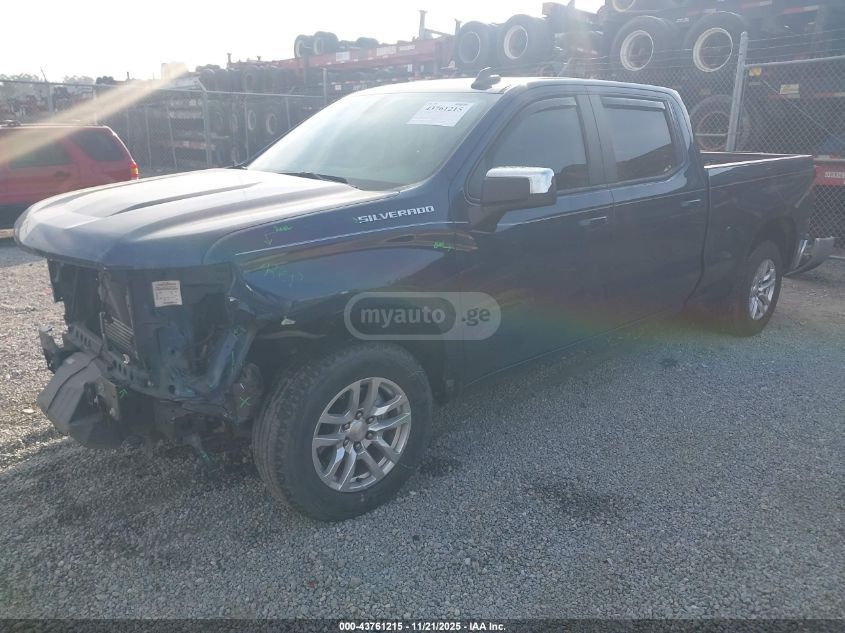 Chevrolet Silverado 2022 — photo 2