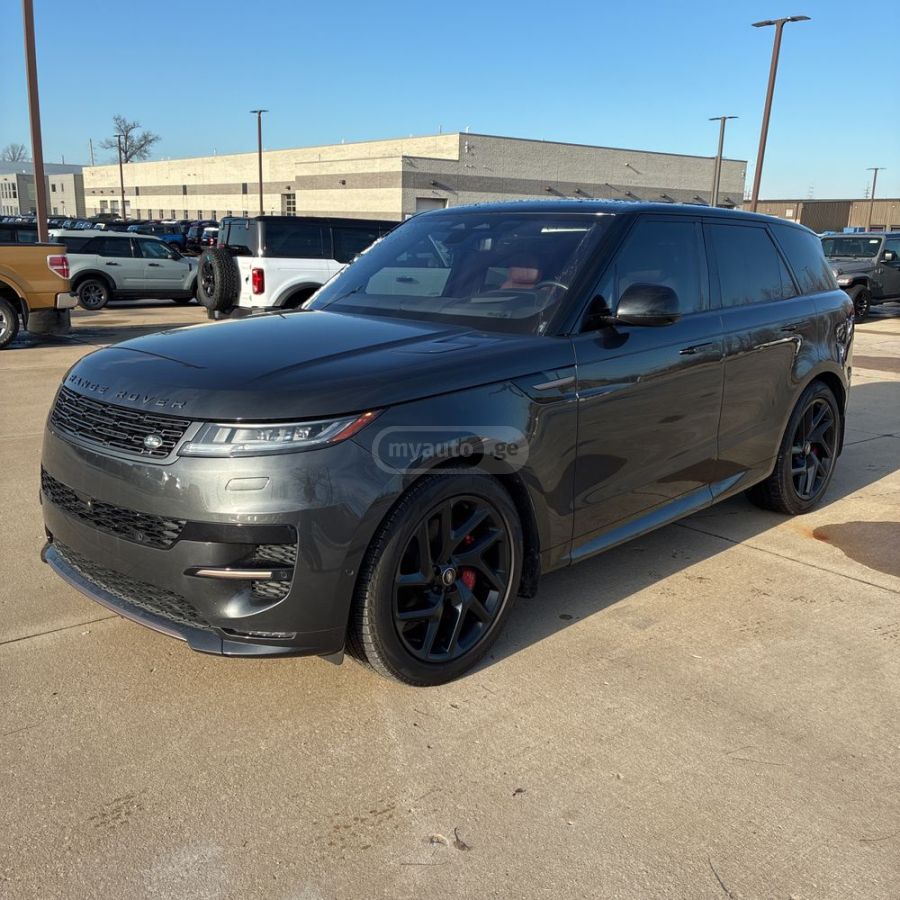 Land Rover Range Rover Sport 2023 — photo 2