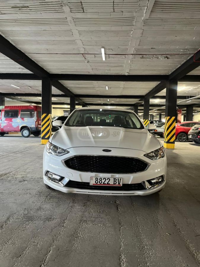 Ford Fusion 2017 — photo 2
