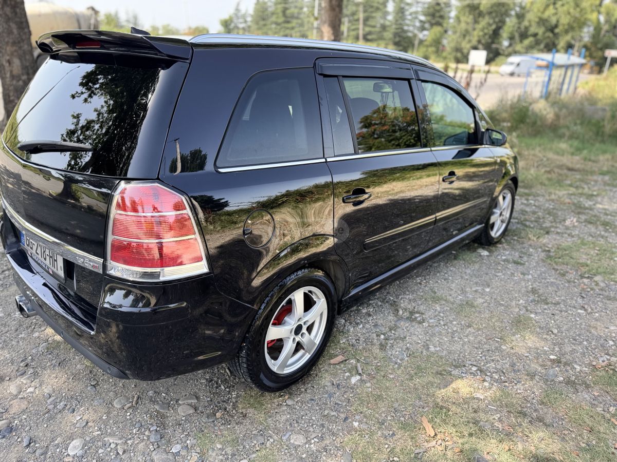 Opel Zafira 2007 — photo 2