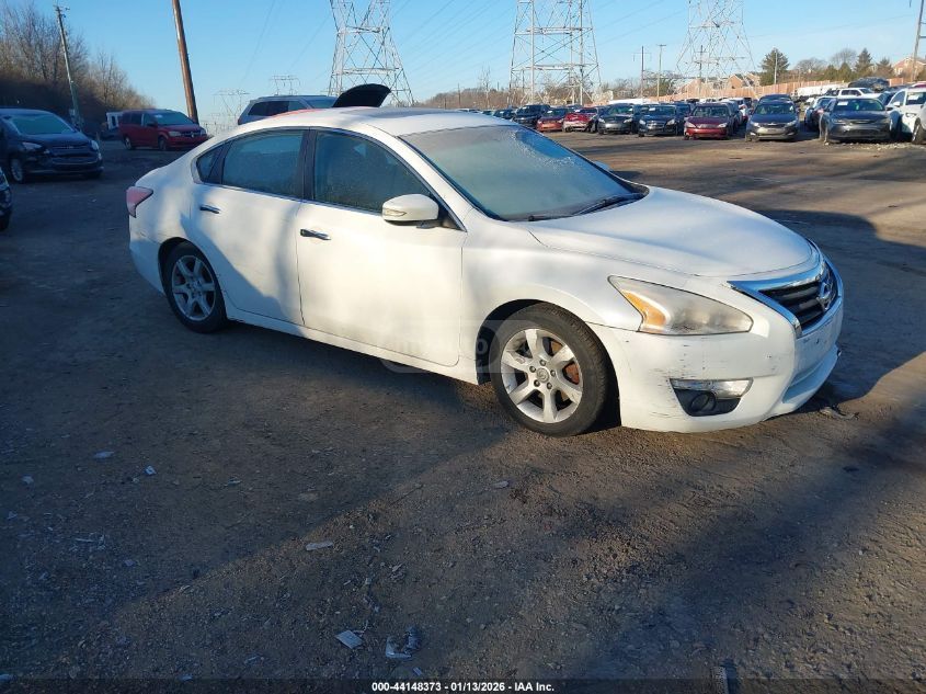 Nissan Altima 2014 — photo 2