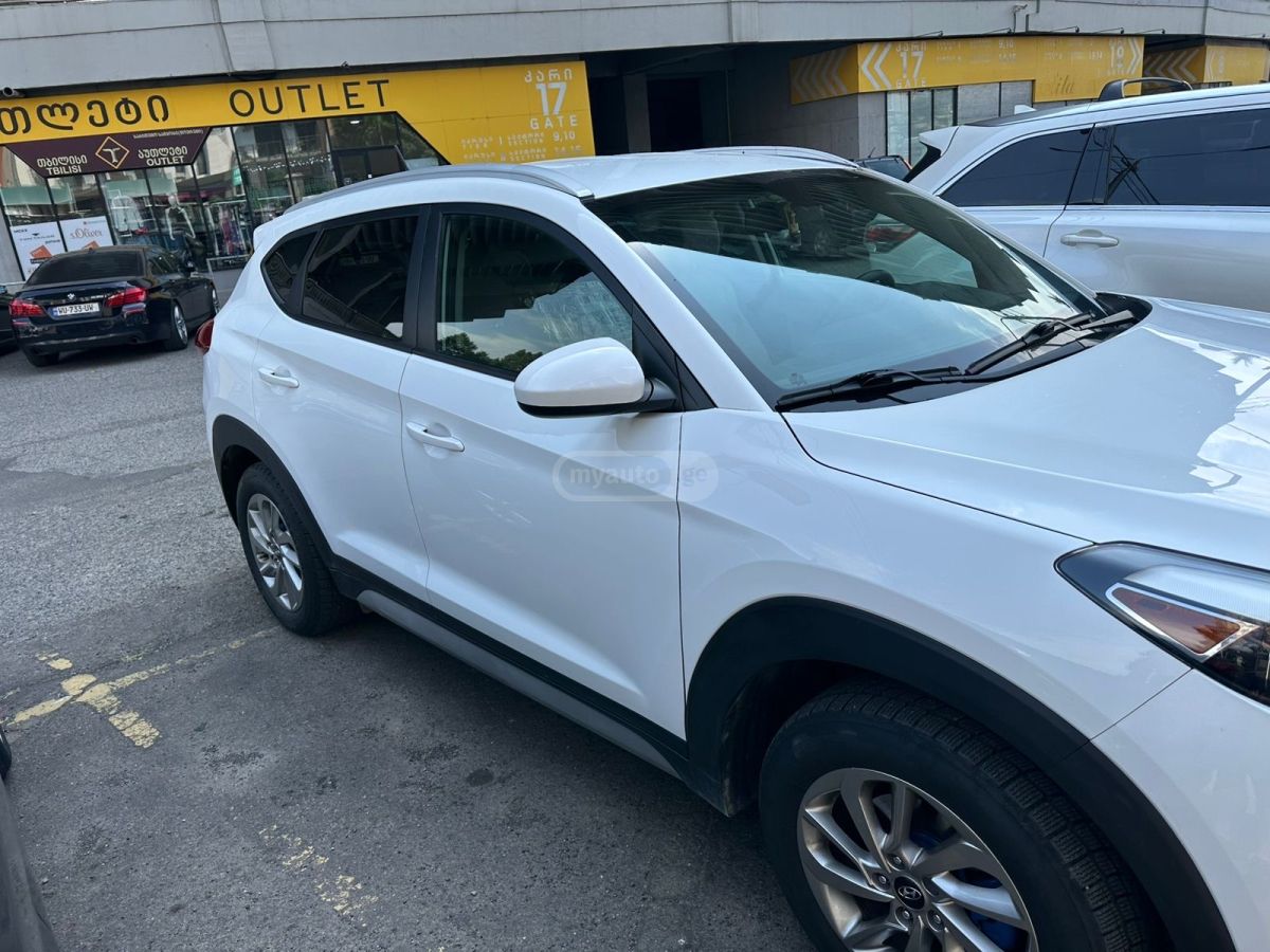 Hyundai Tucson 2017 — photo 2