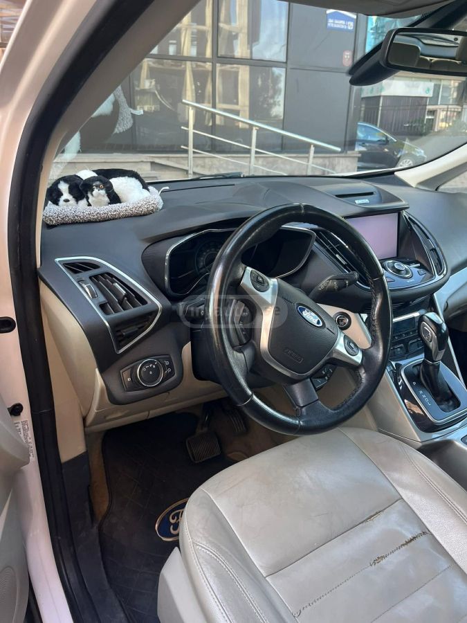 Ford C-Max 2015 — photo 2