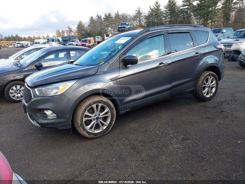 Ford Escape 2018 — photo 2