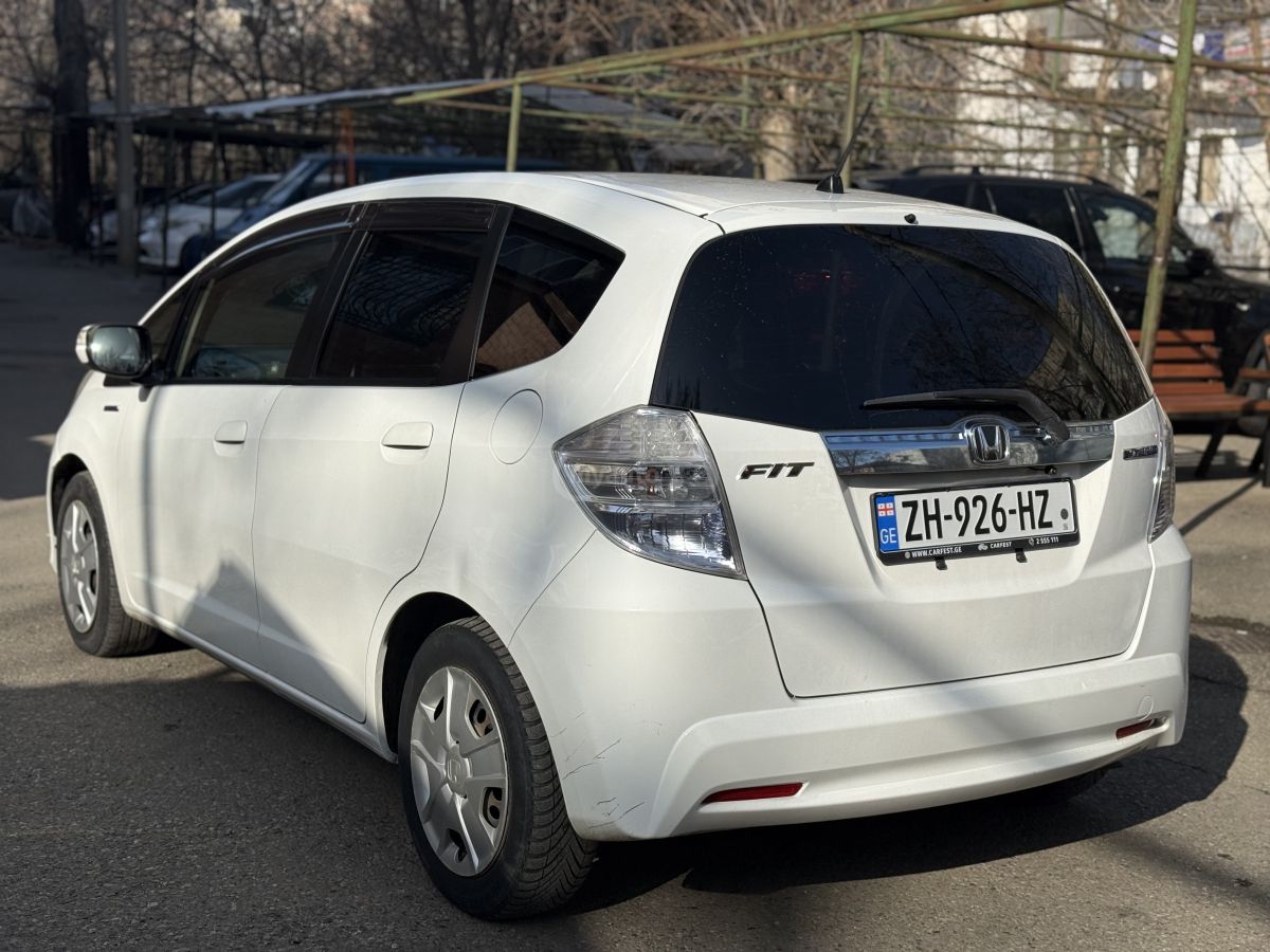 Honda Fit 2013 — photo 2