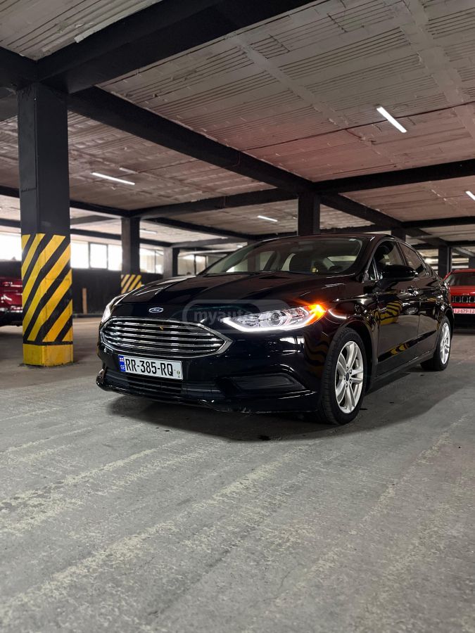 Ford Fusion 2018 — photo 2