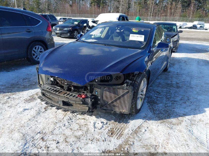 Tesla Model S 2015 — photo 2