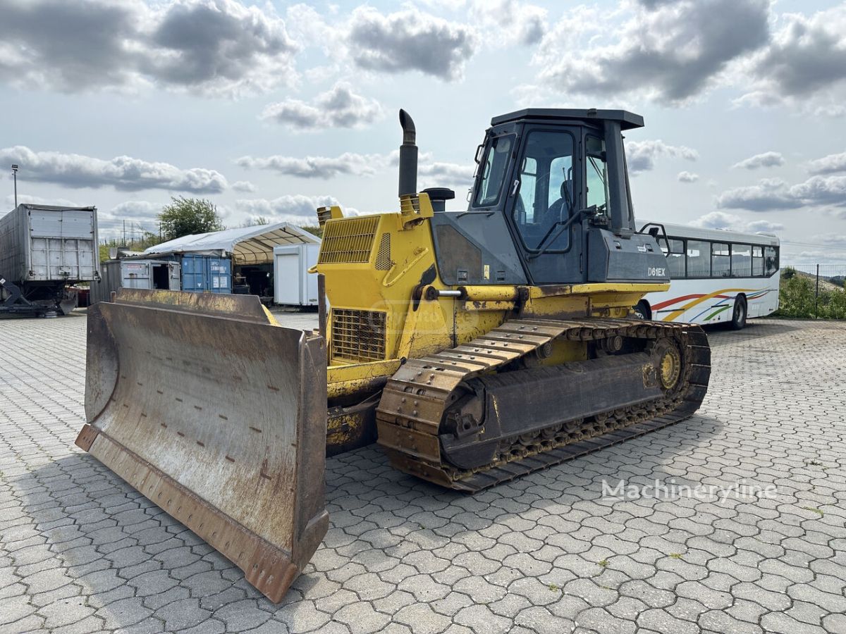 Hino D155AX