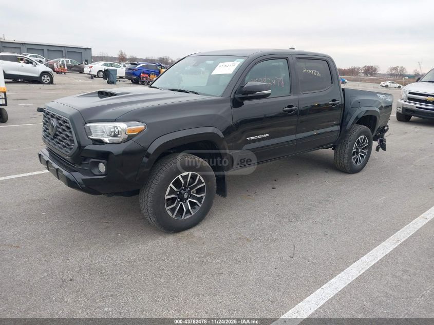 Toyota Tacoma 2023 — photo 2