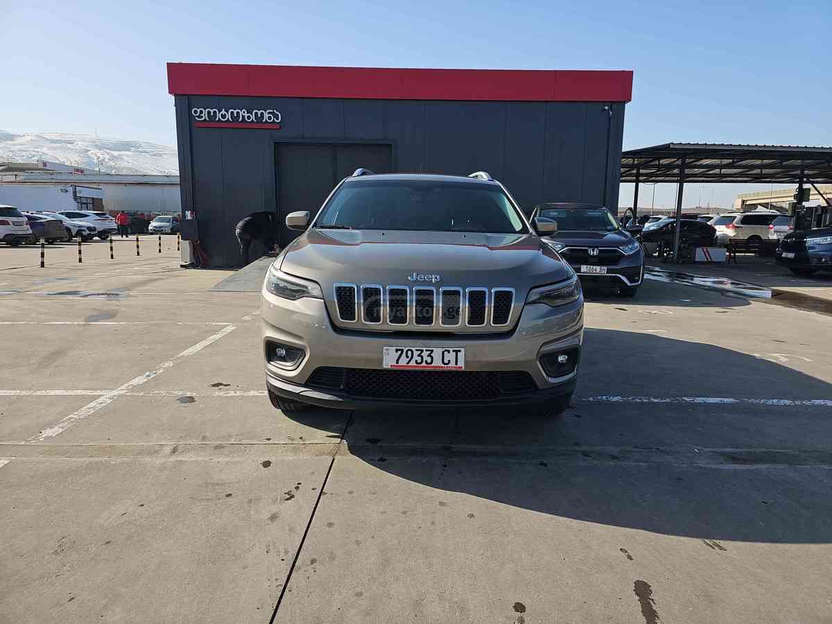 Jeep Cherokee 2019 — photo 2