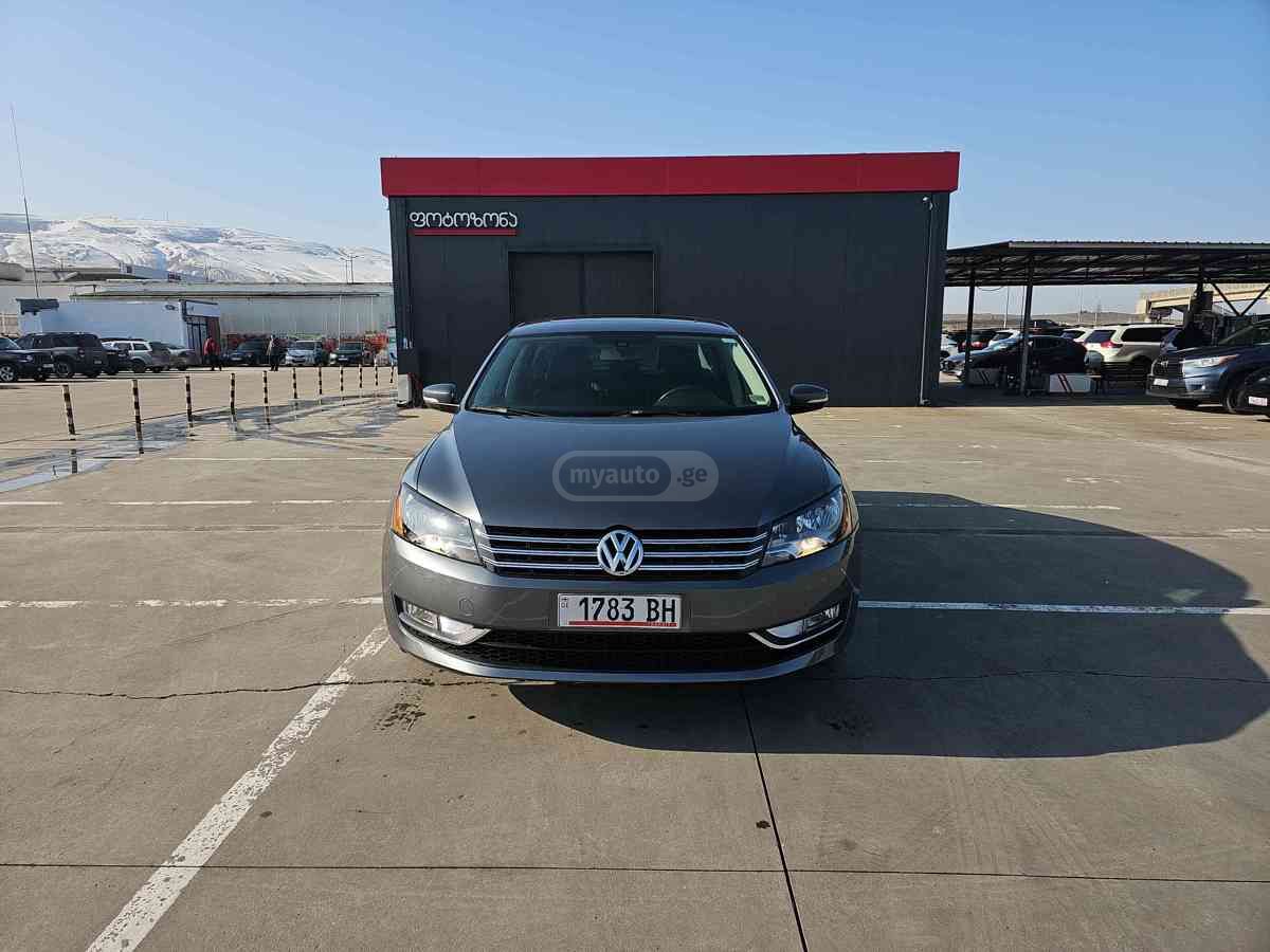 Volkswagen Passat 2015 — photo 2