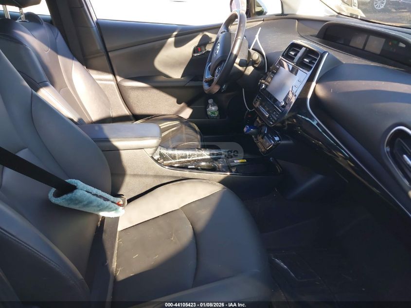 Toyota Prius 2020 — photo 2