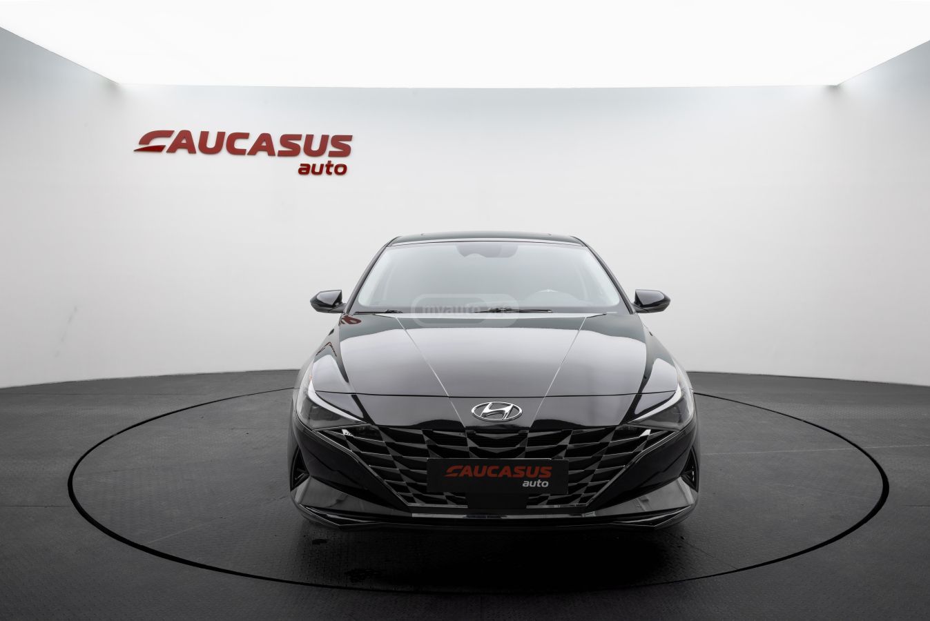 Hyundai Elantra 2023 — photo 2