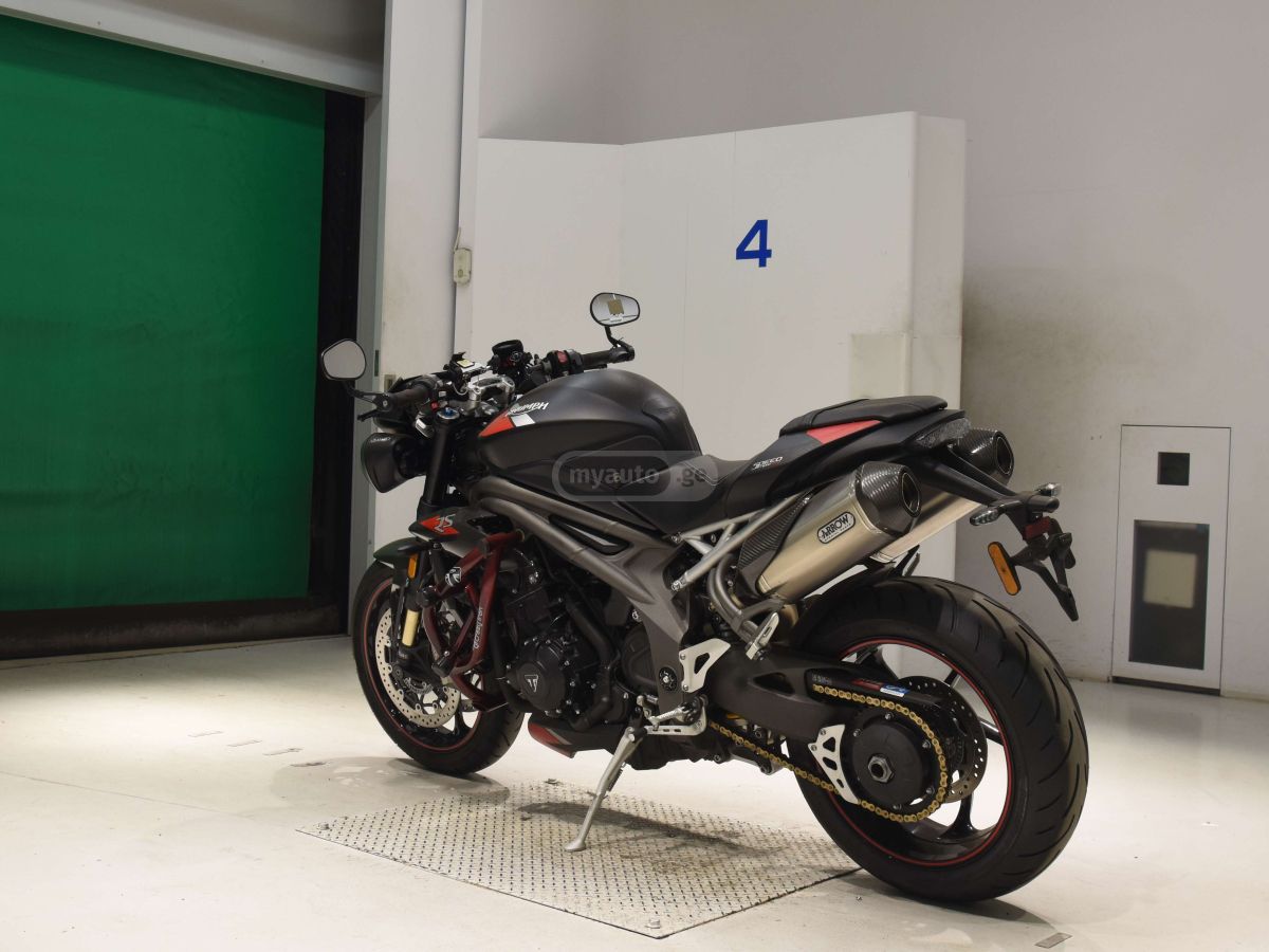 Triumph Speed Triple 2020 — photo 2
