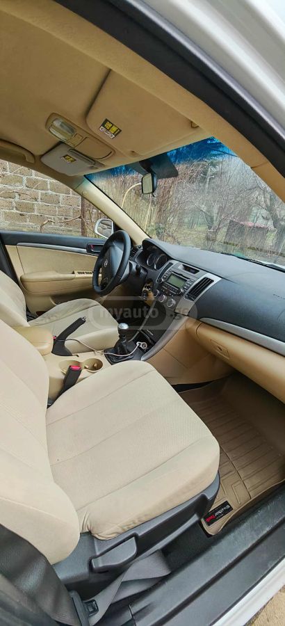 Hyundai Sonata 2008 — photo 2