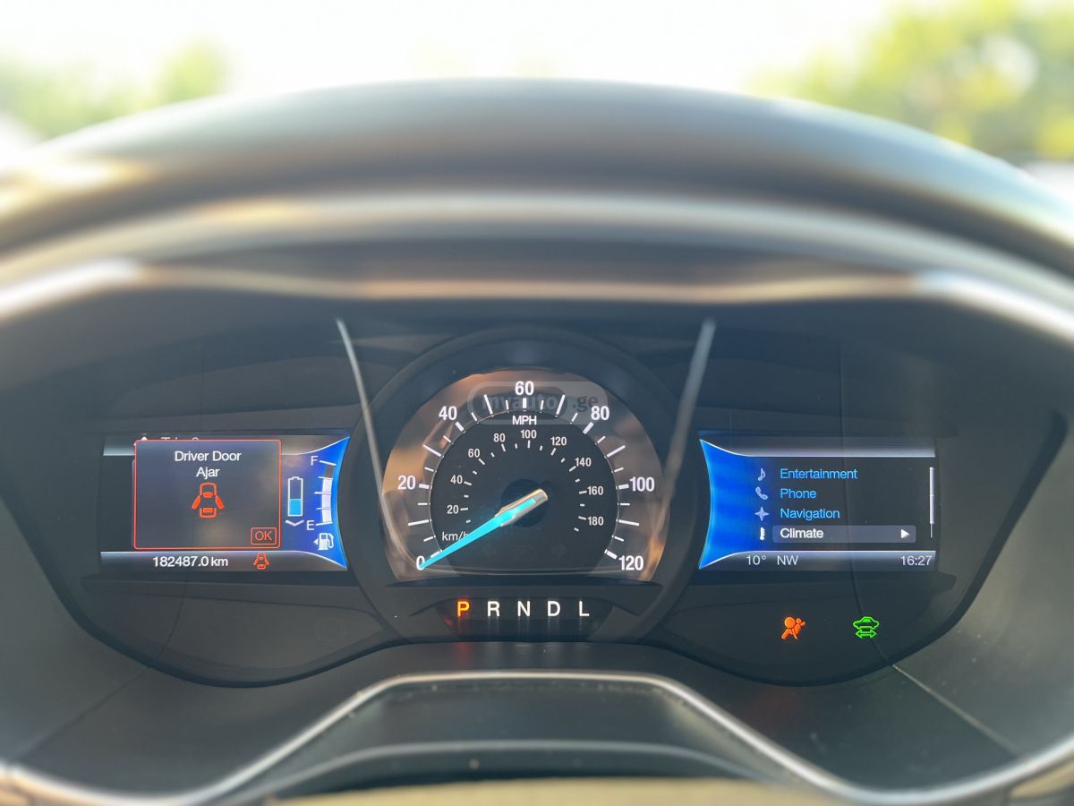 Ford Fusion 2013 — photo 2