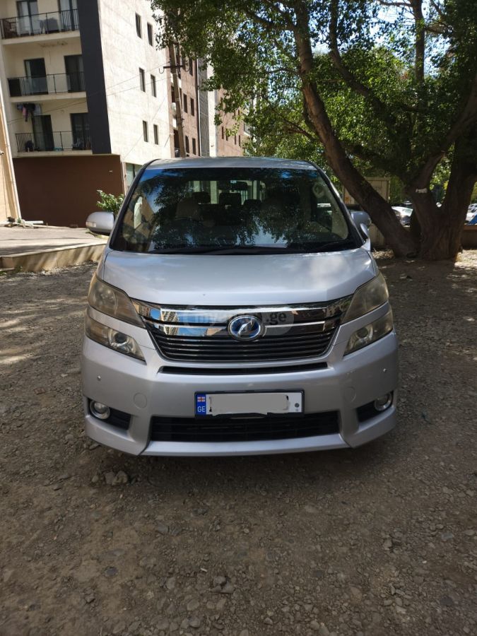 Toyota Vellfire 2014 — photo 2