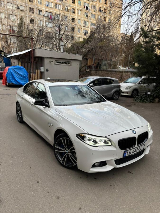 BMW 528
