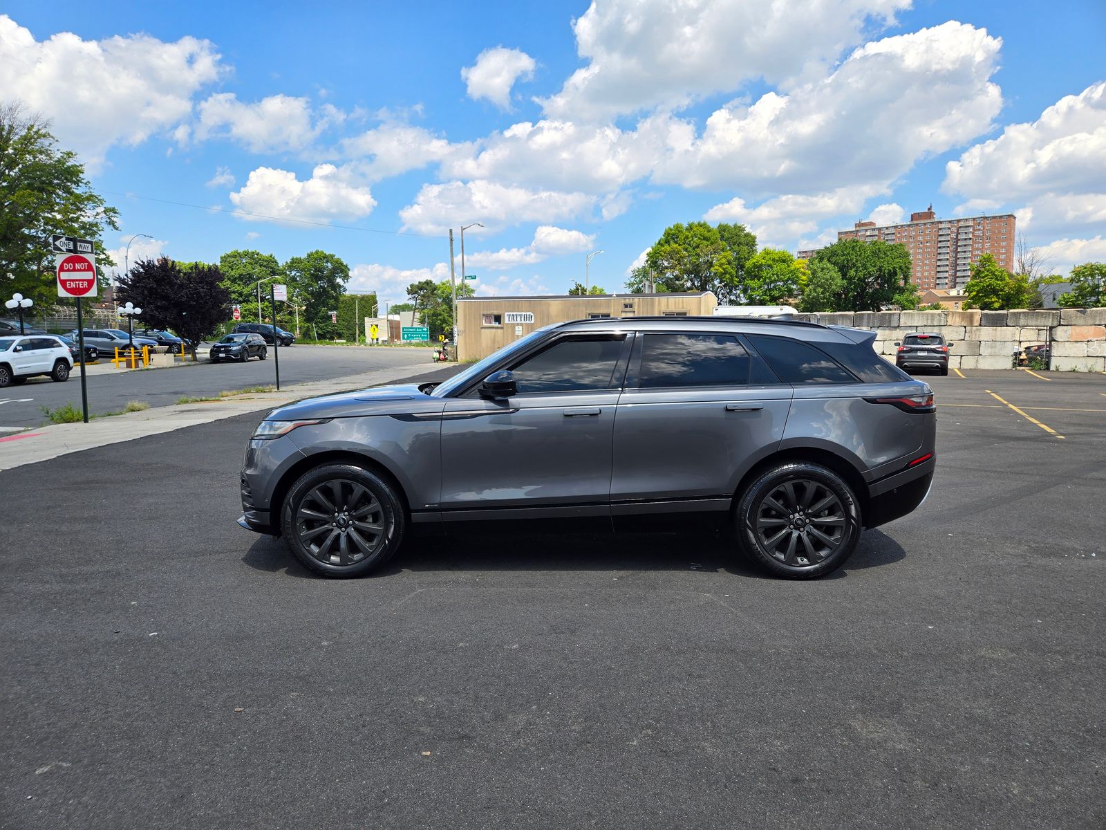 Land Rover Range Rover Velar 2019 — photo 2