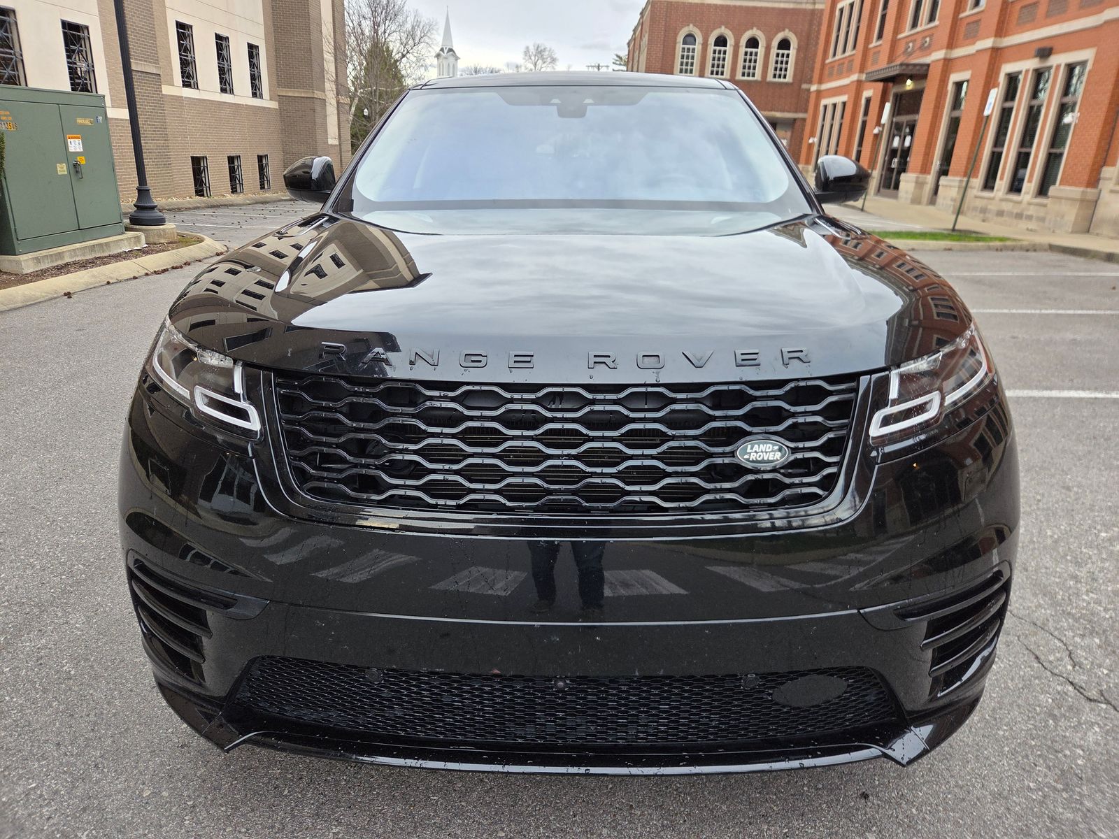 Land Rover Range Rover  Velar 2020 — photo 2