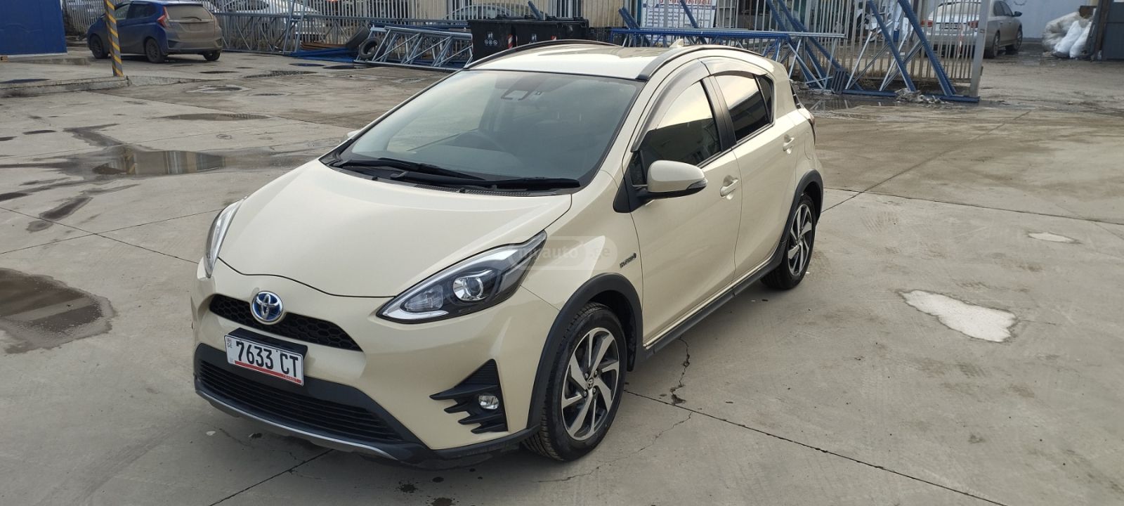 Toyota Aqua 2018 — photo 2
