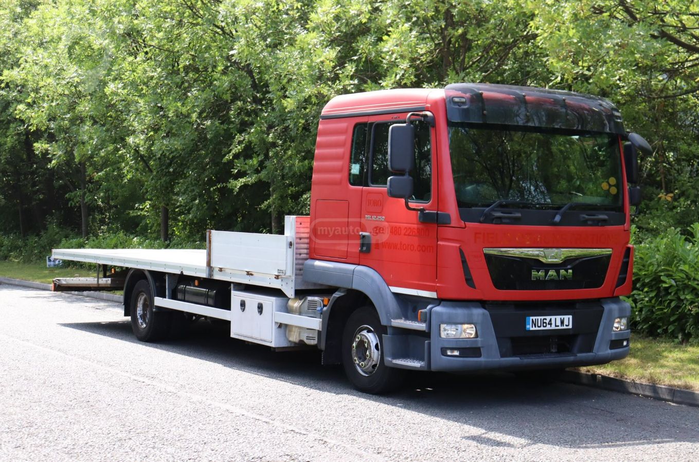 Isuzu TGL 2014 — photo 2